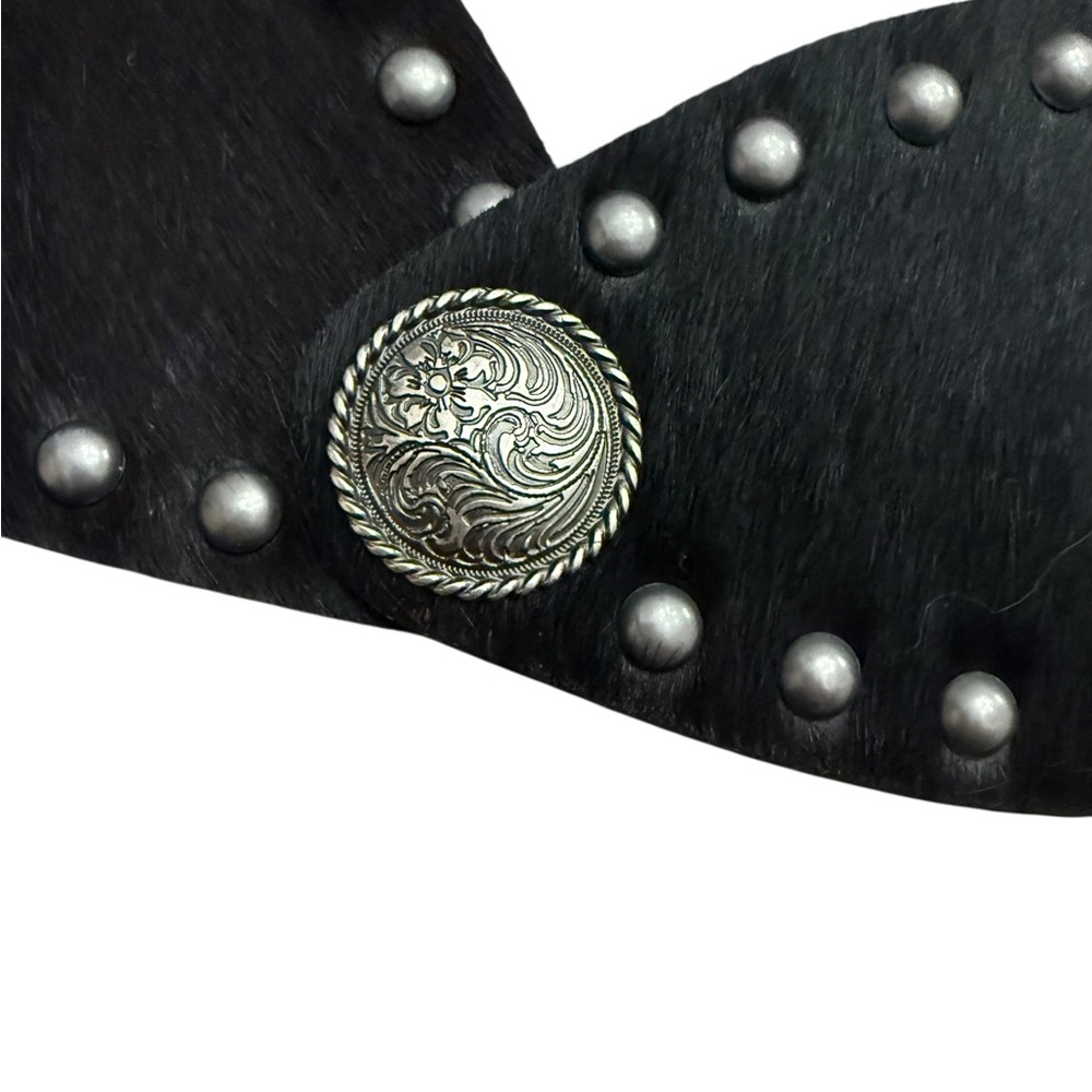 Idyllwind Calf Hair and Leather Trim Black and Brown Belt Roped Edge Conchos NWT - Picture 6 of 8